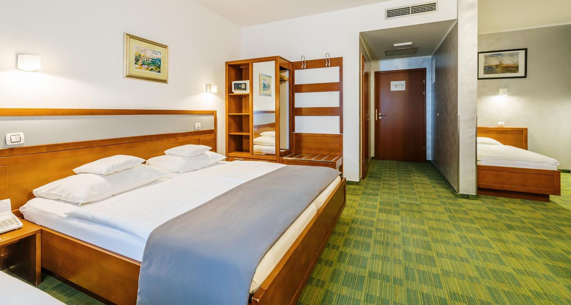 Best Western Airport Hotel Stella Velika Mlaka Zewnętrze zdjęcie