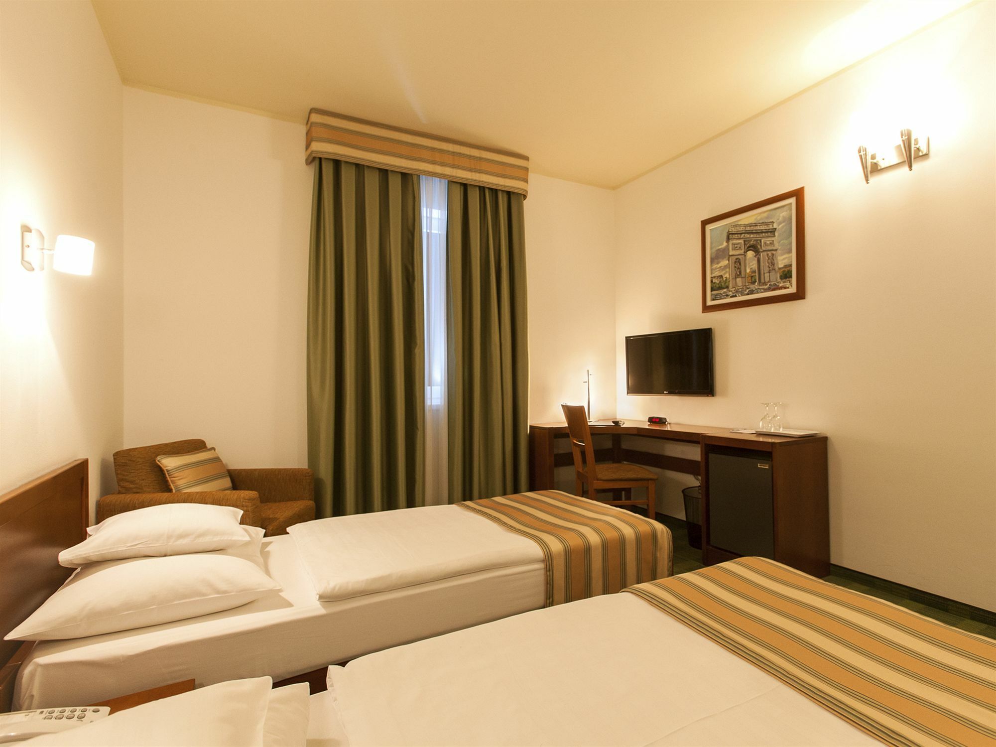 Best Western Airport Hotel Stella Velika Mlaka Zewnętrze zdjęcie