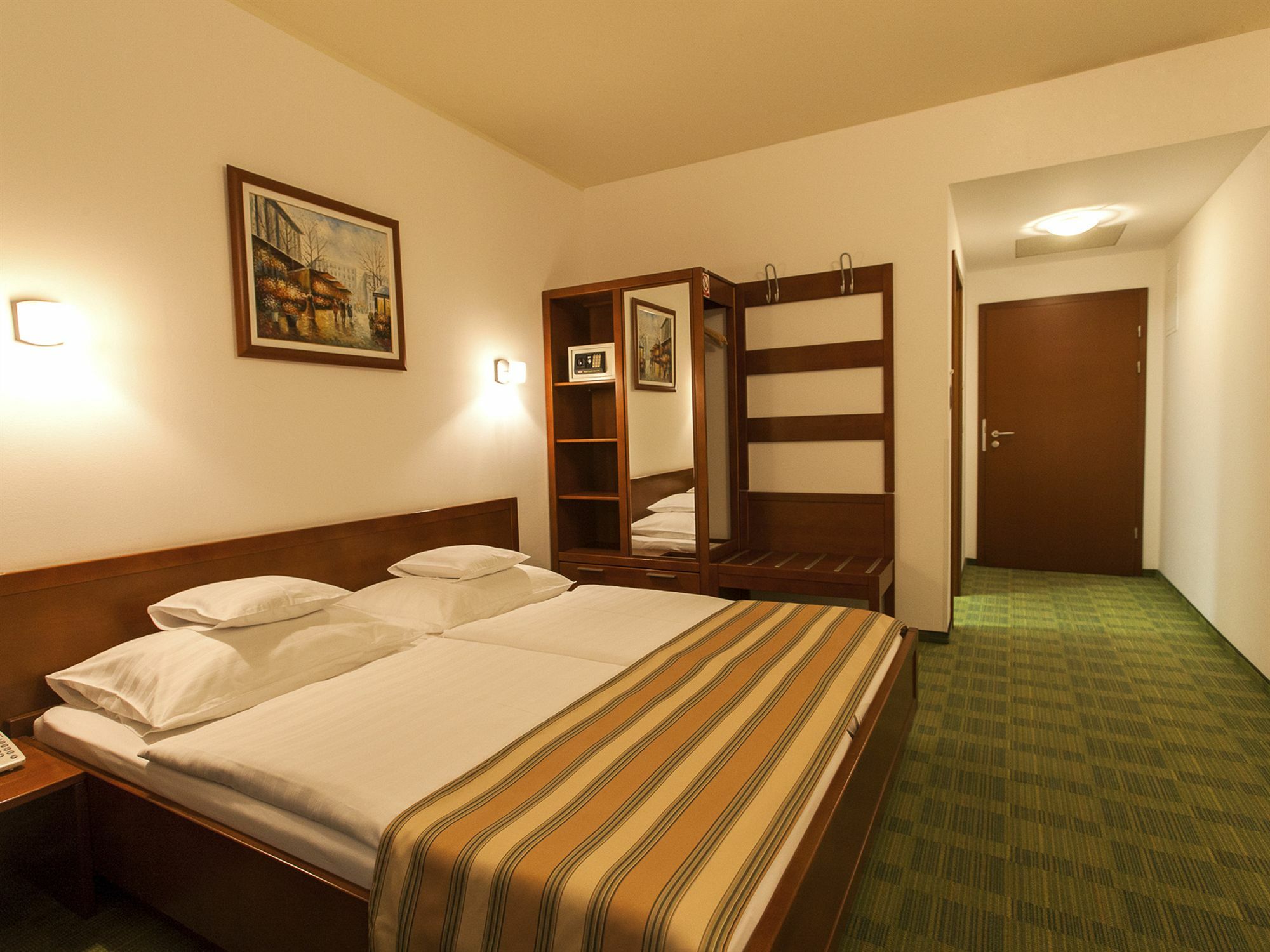 Best Western Airport Hotel Stella Velika Mlaka Zewnętrze zdjęcie